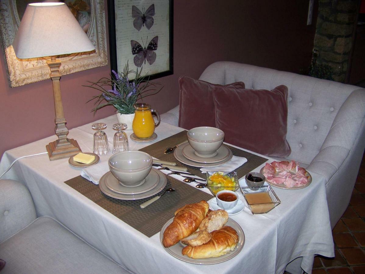 Manoir De La Porte Otel Sainte-Pience Dış mekan fotoğraf