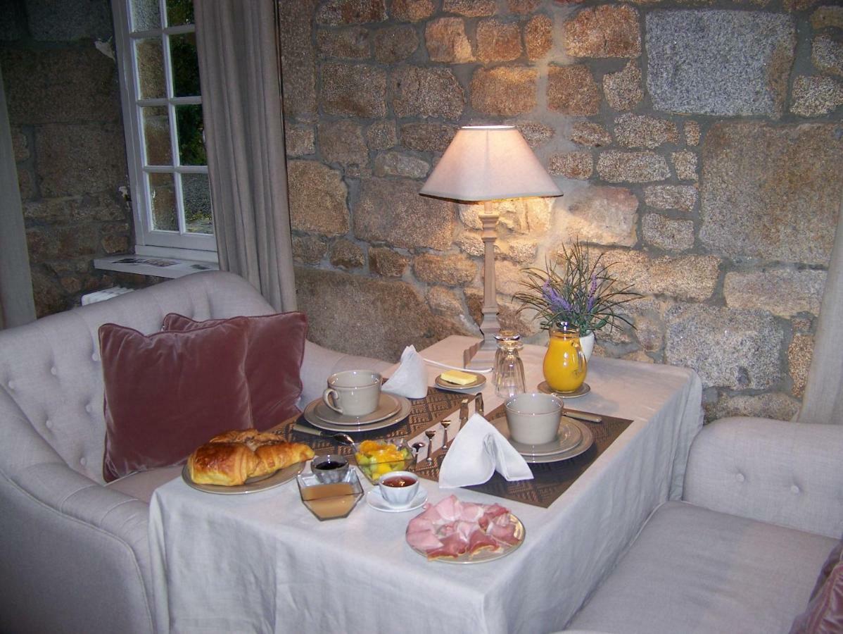 Manoir De La Porte Otel Sainte-Pience Dış mekan fotoğraf