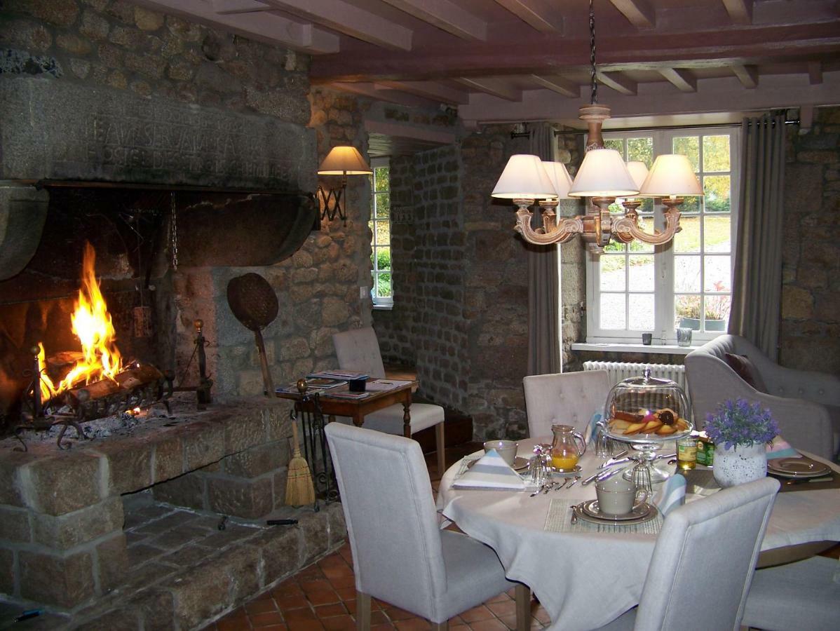 Manoir De La Porte Otel Sainte-Pience Dış mekan fotoğraf