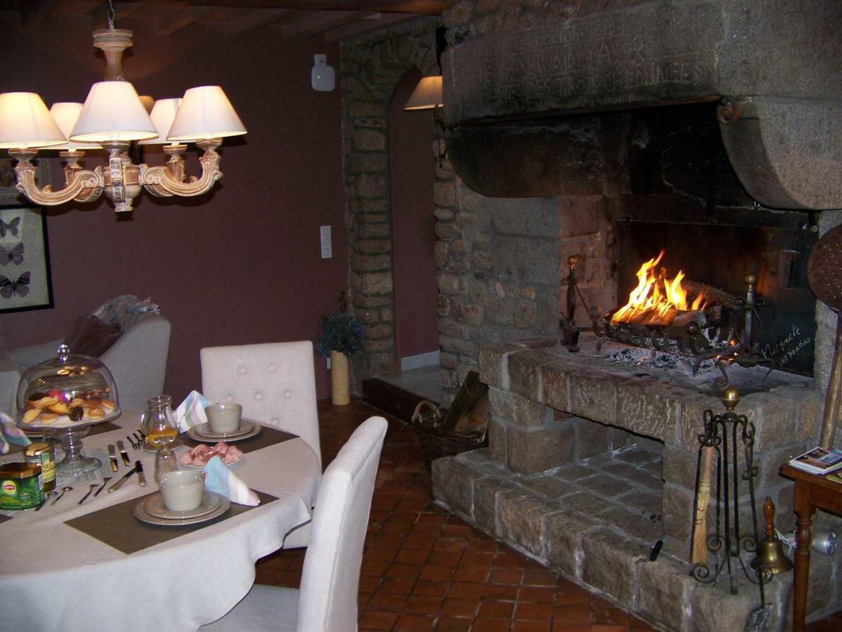 Manoir De La Porte Otel Sainte-Pience Dış mekan fotoğraf